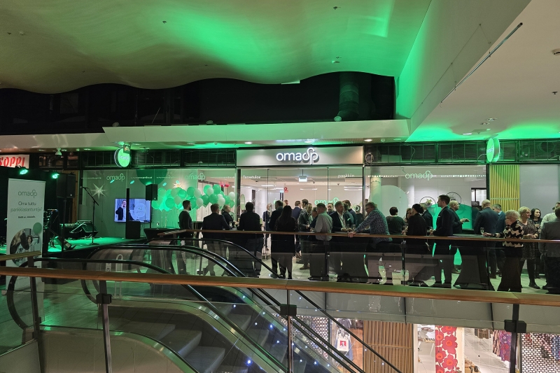 Joensuun juhlat aulassa