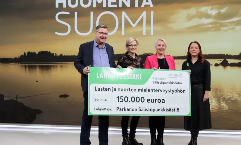 Mieli ry:n ja säätiön edustajat Huomenta Suomen lähetyksessä.