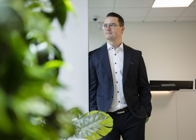 Jesse Järvinen konttorilla